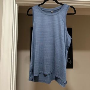Women's tank